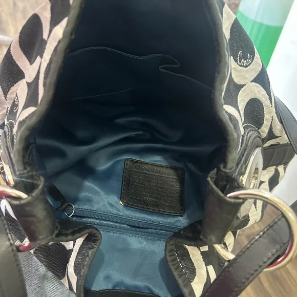 Coach Women's Classic Black And Grey Bag - Picture 6 of 7